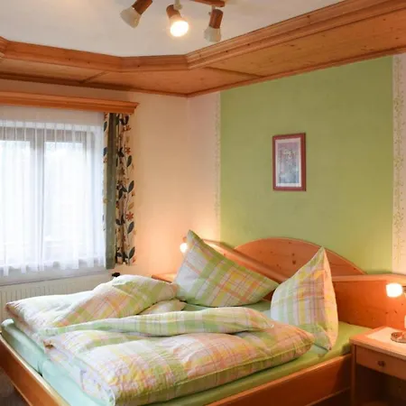 Apartment, Apartmán