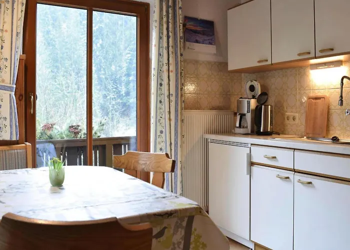 In Near Amade Slopes Apartment *